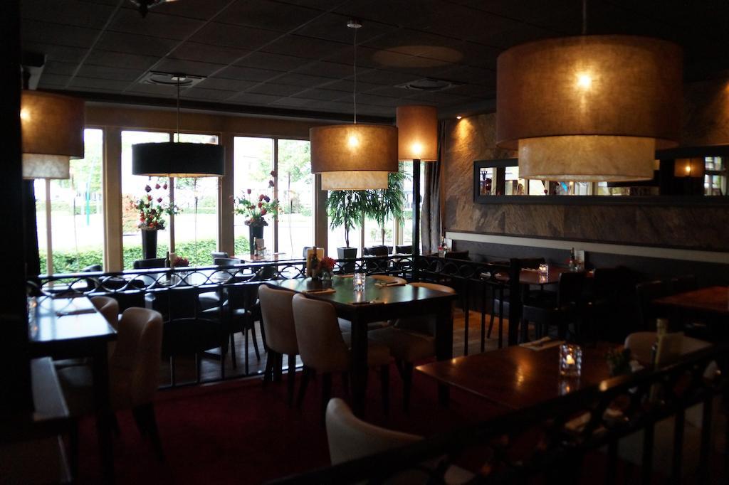 Hotel Beau Bergeijk Екстериор снимка